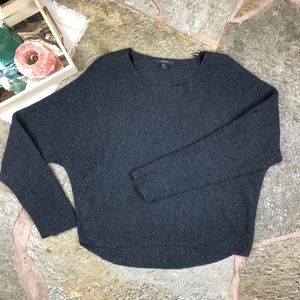 Tahari Women's Crop Sweater Size XL Gray Wool Knit